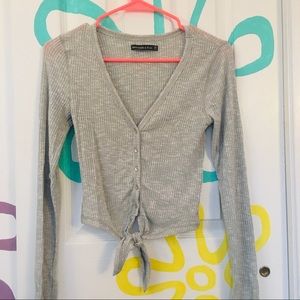 Abercrombie & Fitch grey knit top